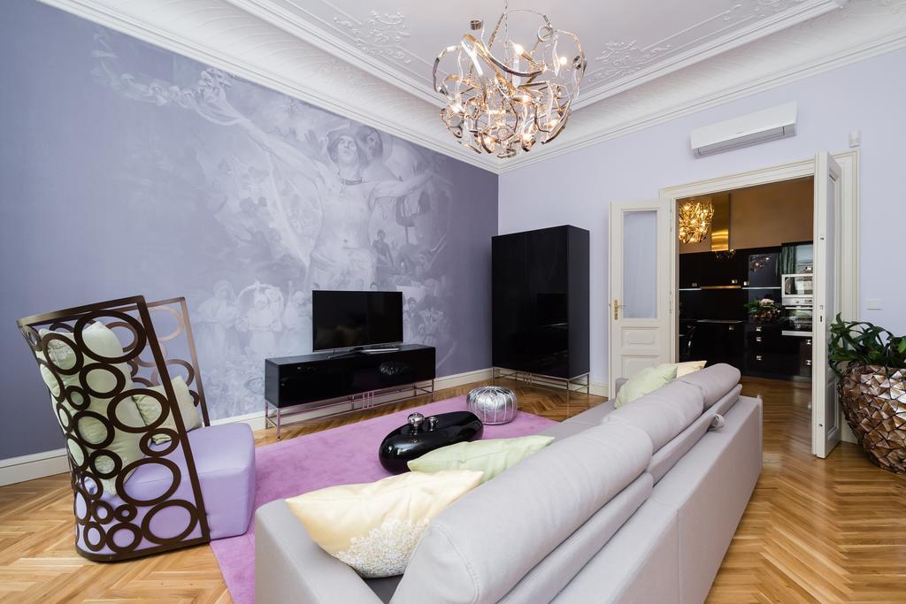 Grand By Tkc Prag